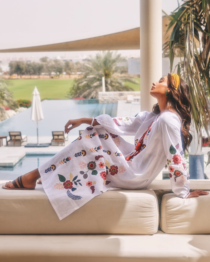 White Embroidered Linen Maxi Dress – Balloon Sleeves || ZALXNDRA