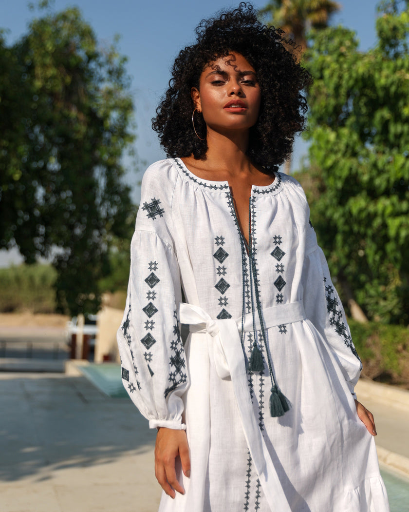 White Black Geometric Embroidered Linen Kaftan Maxi Dress