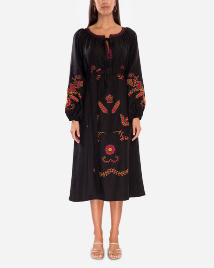 Robe longue en lin brodé noir – Manches ballon | ZALXNDRA